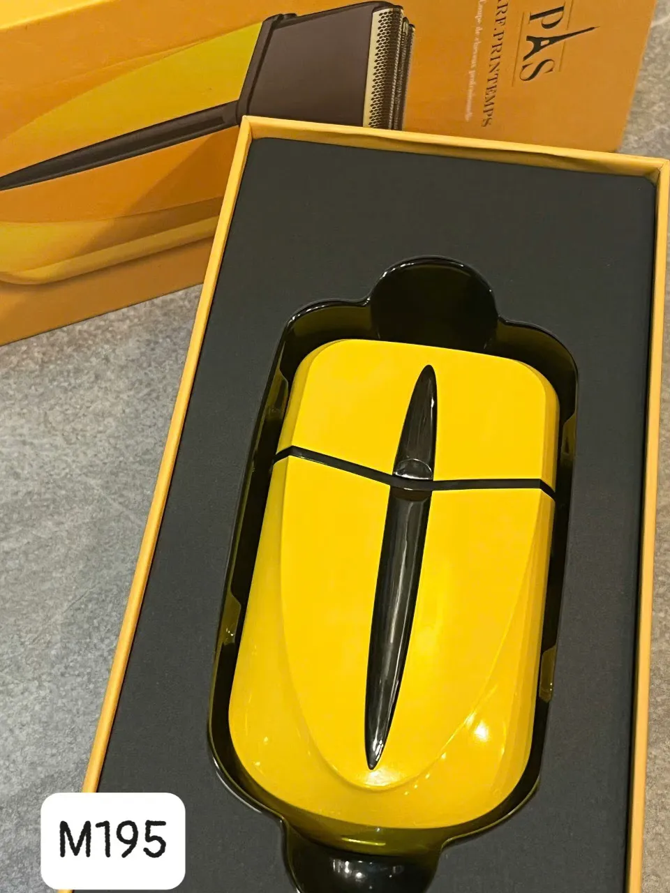 Cạo Khô, Cạo Râu Cao Cấp M195